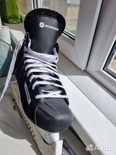 Коньки хоккейные41 размер