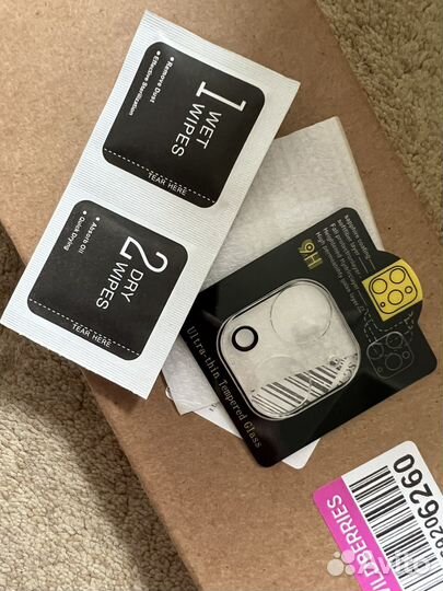 Защитное стекло на iPhone 13