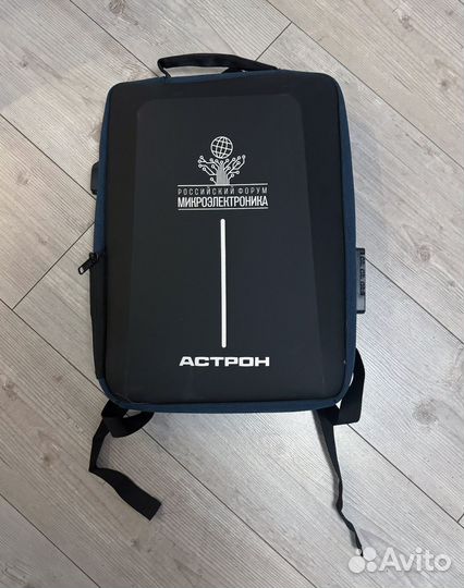 Рюкзак с жестким каркасом с кодовым замком