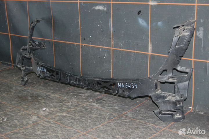 Кронштейн бампера переднего - Mercedes-Benz W166