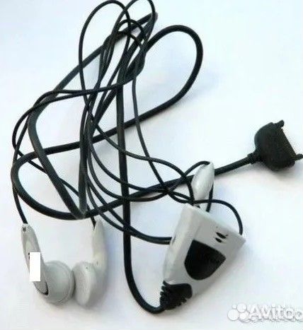 Проводная гарнитура Nokia для мобильного