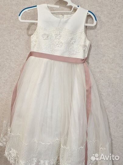 Платье праздничное для девочки