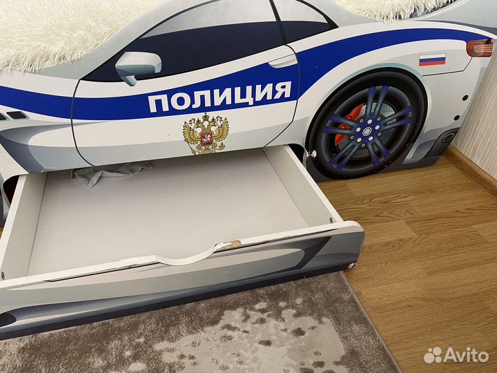 Детская кровать машина с матрасом