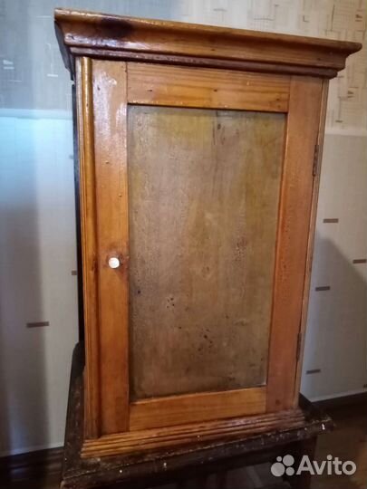 Шкаф навесной. Аптечка. Винтаж