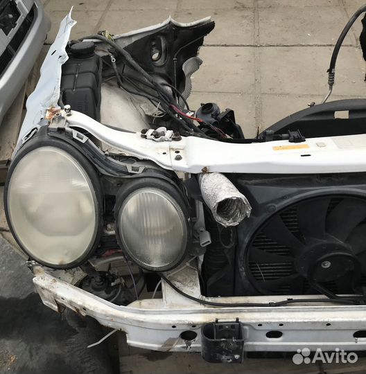 Бачок расширительный Mercedes W210 E-Class