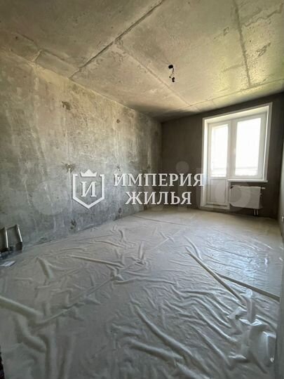 3-к. квартира, 83 м², 13/19 эт.