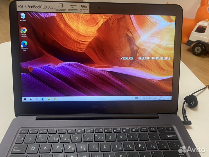 Asus ux305c