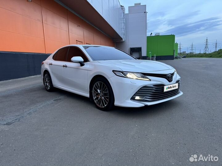 Toyota Camry 2.5 AT, 2020, 77 000 км