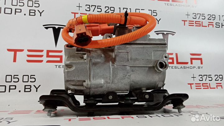 Компрессор кондиционера Tesla Model S 2014