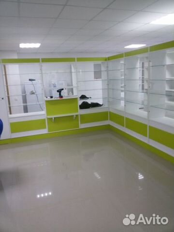 Витрина стеклянная