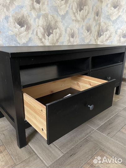 Тумба под телевизор IKEA hemnes