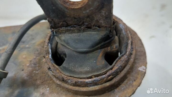 Ступица (кулак, цапфа) Mazda CX-7, 2007