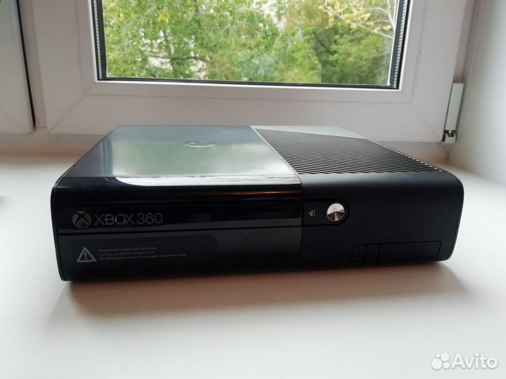 Xbox 360 slim freeboot 500 GB