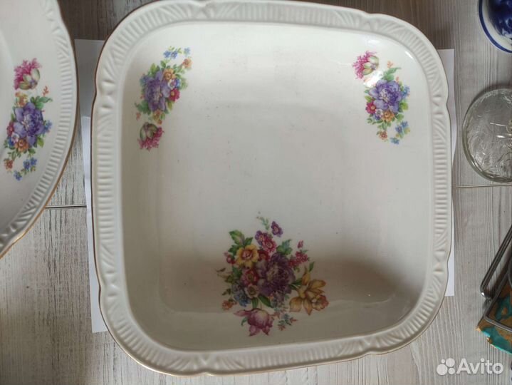 Часть столового сервиза Польша Мейсенский букет