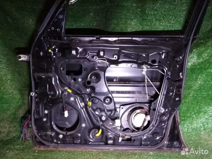 Дверь передняя правая Toyota RAV4 SXA11