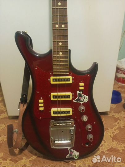 Акустическая Электрогитара Урал 650 Гитара