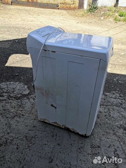 Стиральная машина с вертикальной загрузкой