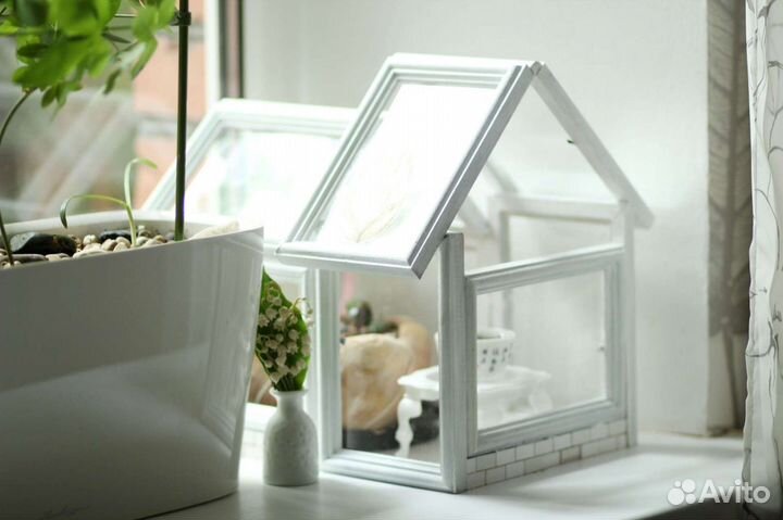 Декоративная деревянная тепличка для невысоких рас