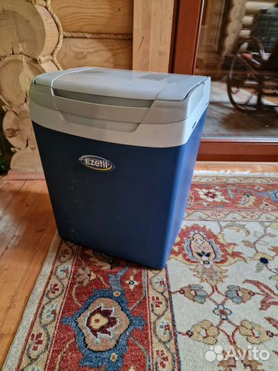 Сумка холодильник бокс пластик Ezetil