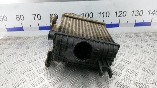 Радиатор интеркуллера KIA sportage 2 (SNI04KC01)