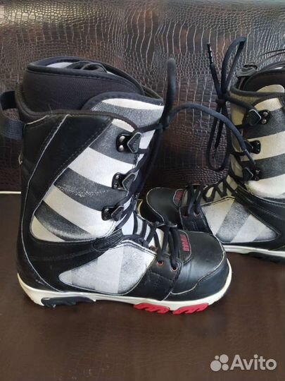 Сноубордические ботинки Thirtytwo 41 р
