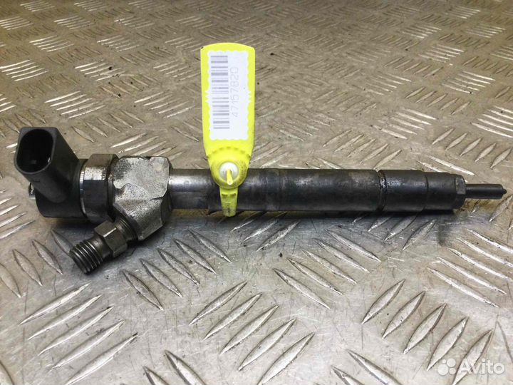 Форсунка Мерседес Ц класс 0445110121; 0445110120;