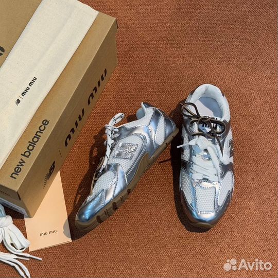 Кроссовки New balance miu miu