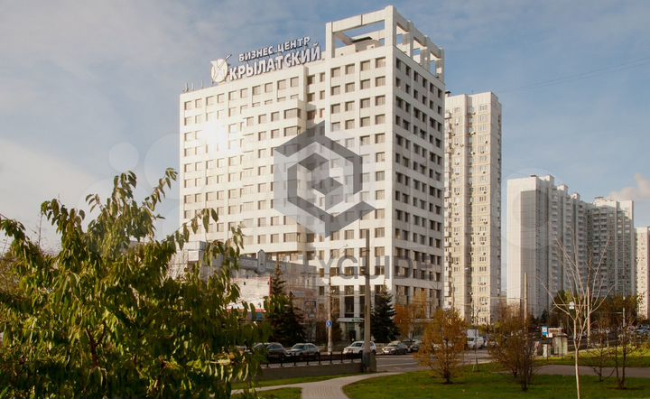 929 м2 Бизнес-центр 