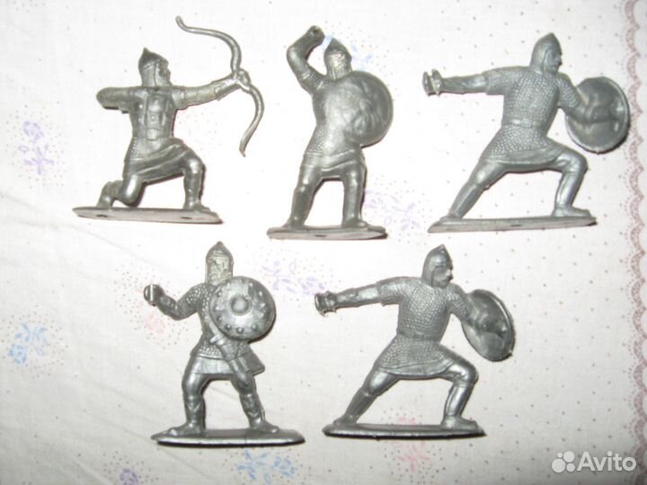 Оловянные солдатики СССР, и др., машинки