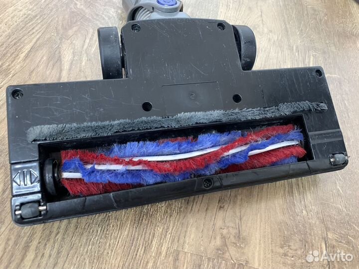 Вертикальный ручной пылесос (handstick) kitfort кт