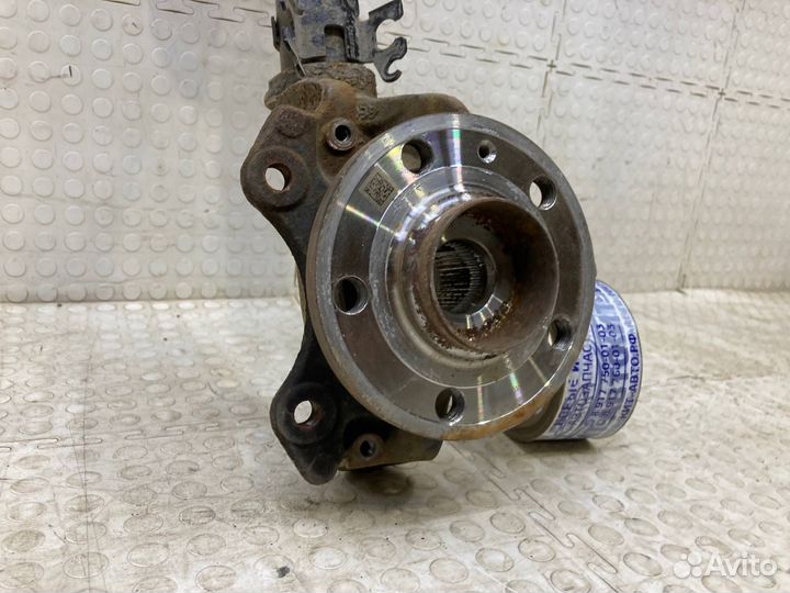 Кулак поворотный передний левый Volkswagen Polo