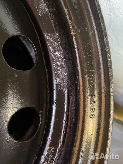 Диски на машину R14. Комплект