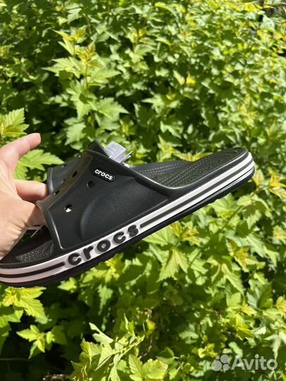 Тапочки crocs