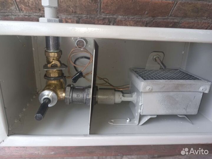 Газовый обогреватель шкафной