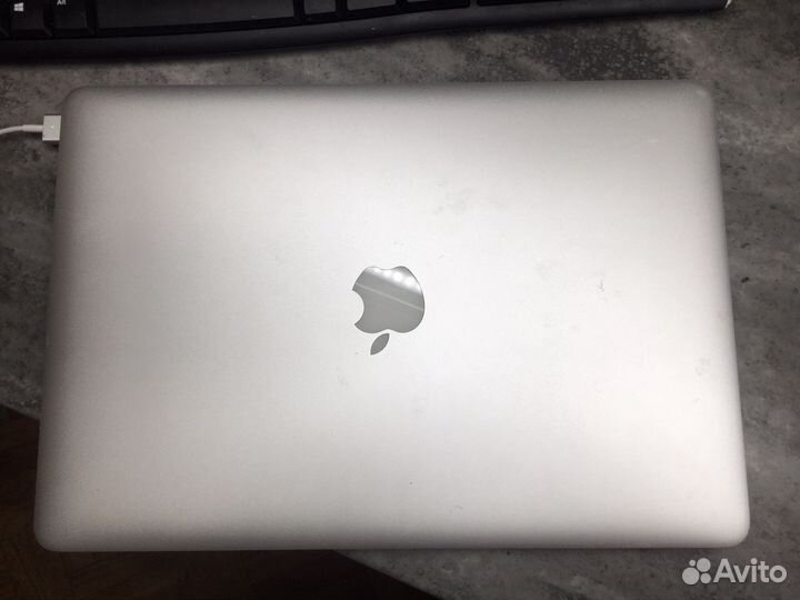 Apple MacBook pro 15 Retina