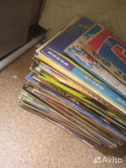 Разные виниловые пластинки
