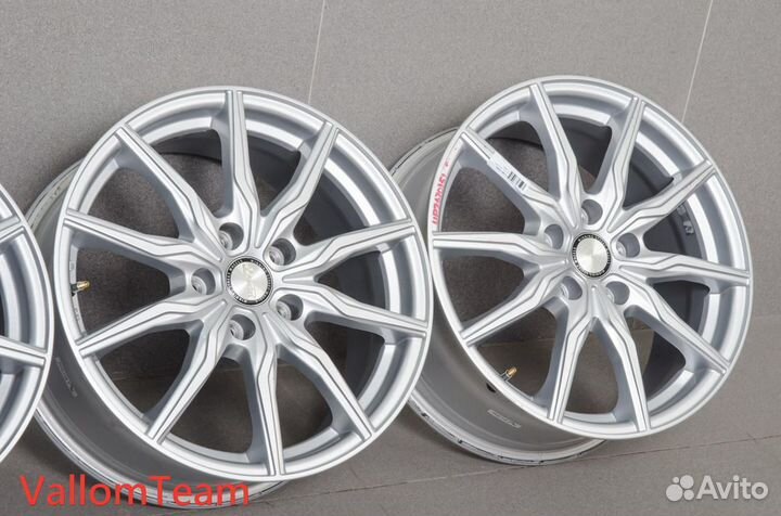 Лот UP2670151 Фирменные 17-е диски winning street