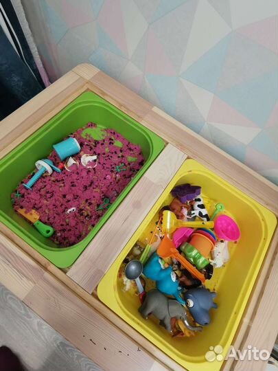 Детский столик IKEA с контейнерами труфаст