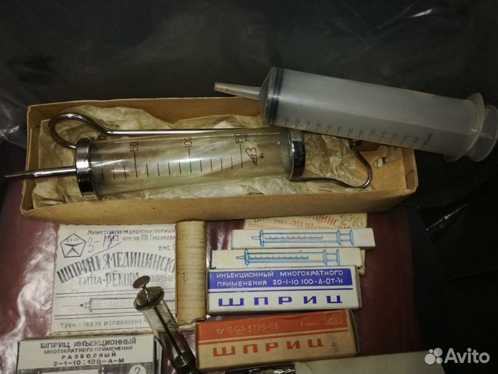 Шприц стеклянный. СССР