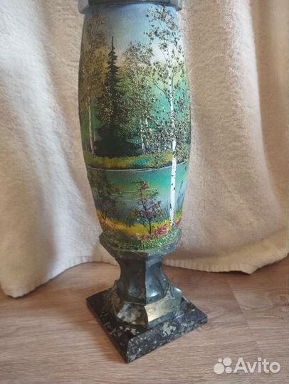 Ваза из натурального камня