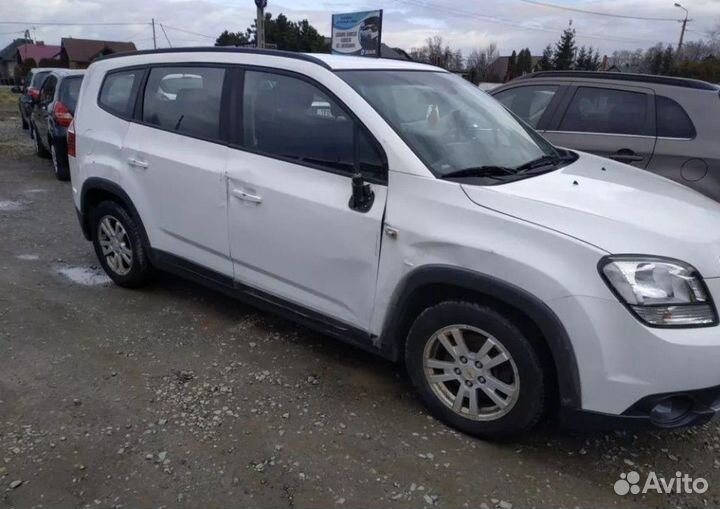 Chevrolet Orlando 1.8 ат 2011 г