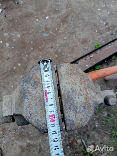 Кузнечные стуловые тиски СССР