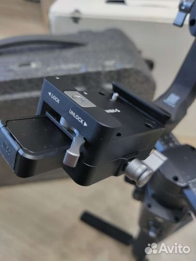 Стабилизатор dji ronin s focus kit