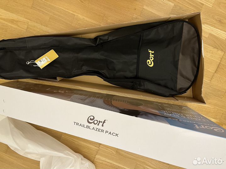 Гитара Cort AD810