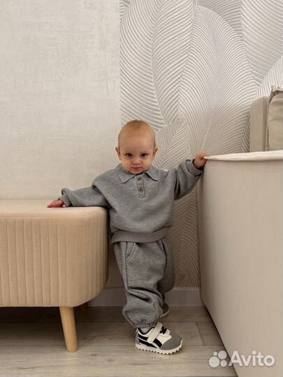 Детские кроссовки 22 размер