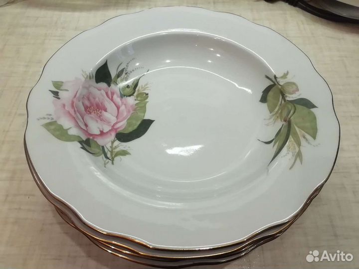 Тарелки из сервиза Дулево 