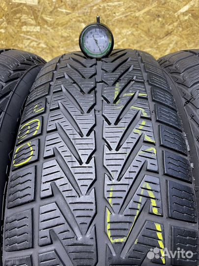 Vredestein Wintrac Xtreme 215/60 R16