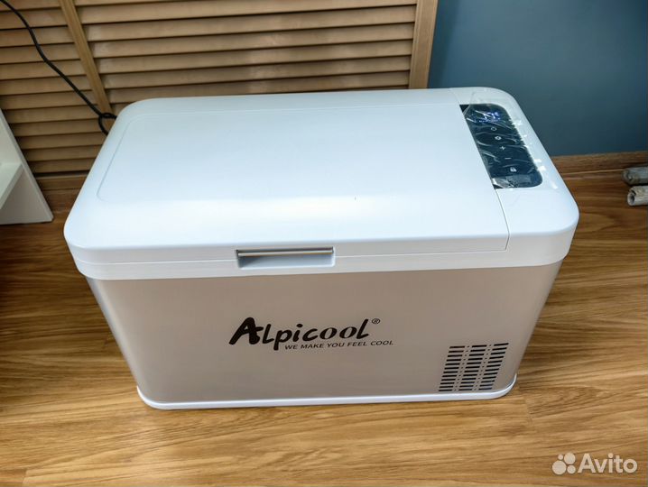 Автохолодильник alpicool С30 компрессорный новый