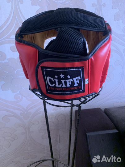 Боксерский шлем