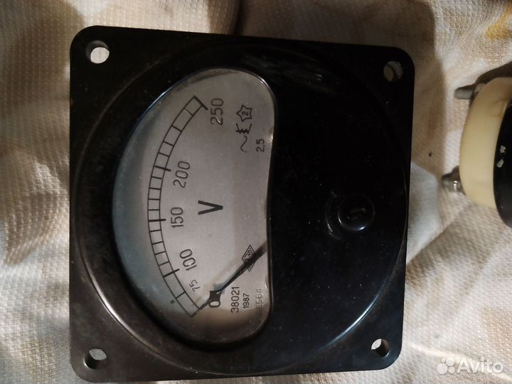 Вольтметры СССР 4 шт